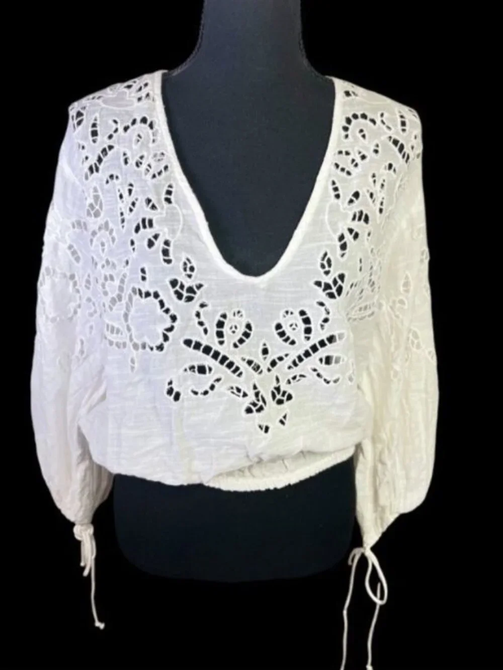 Zara Lace Eyelet Sz XS Embroider Crop Boho Cottagecore Openwork Deep V Tie Cuff